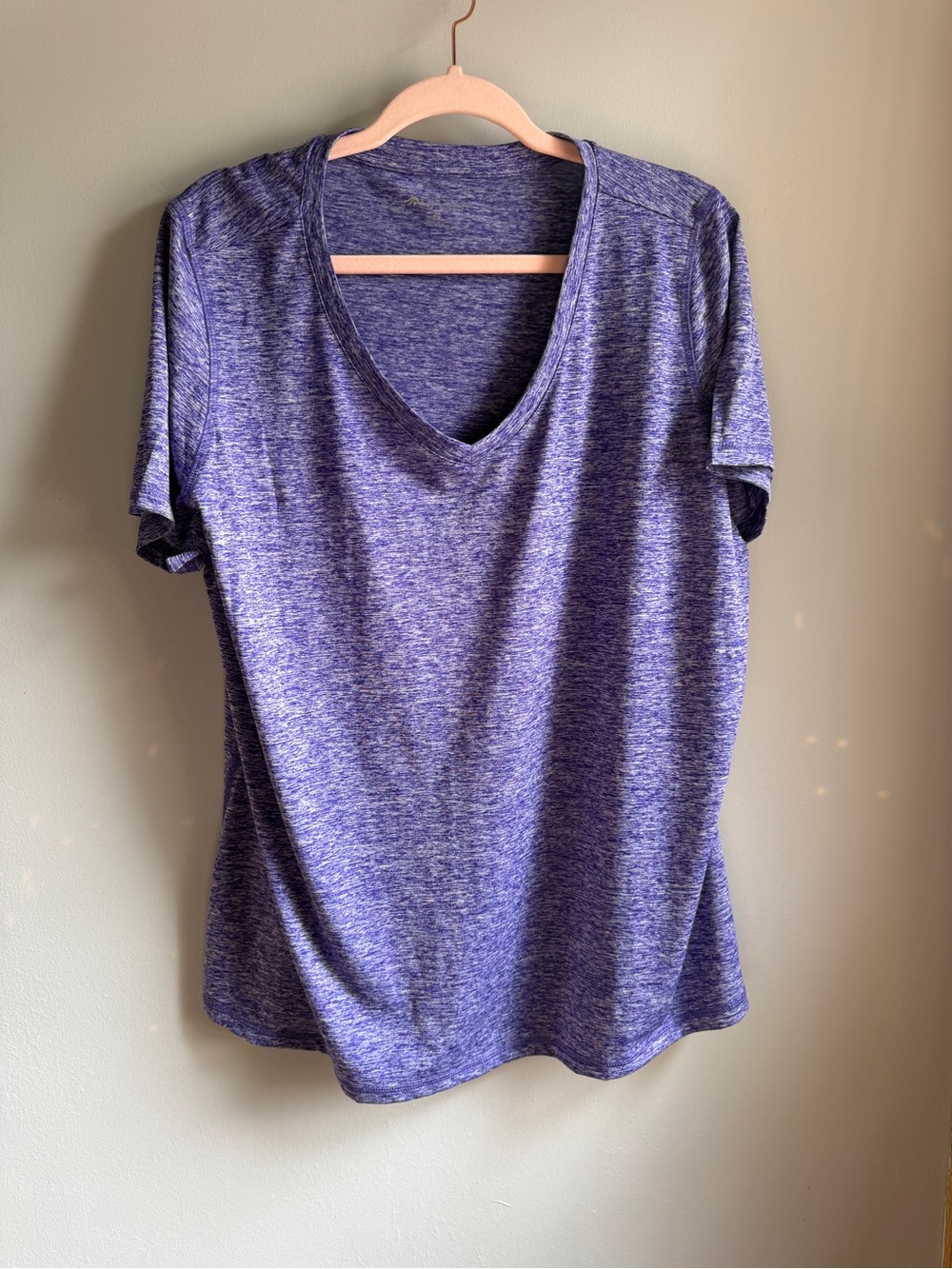 Bundle of 2 Ideology Short Sleeve Tee Gray and Purple Heather V-Necks